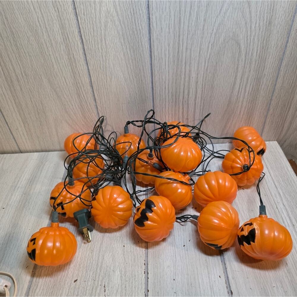 Vtg Jack-O-Lantern Blow Mold String Lights Halloween Pumpkins Set Of Two
